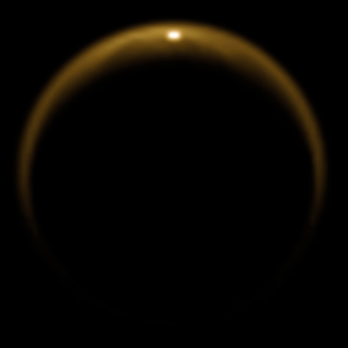 Flash sur Titan �Cassini Equinox