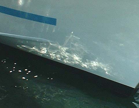 caustiques sur une coque de bateau � Rob in Space