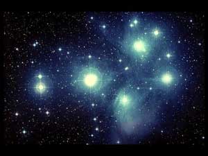 M45 ou les Pl&eacute;iades